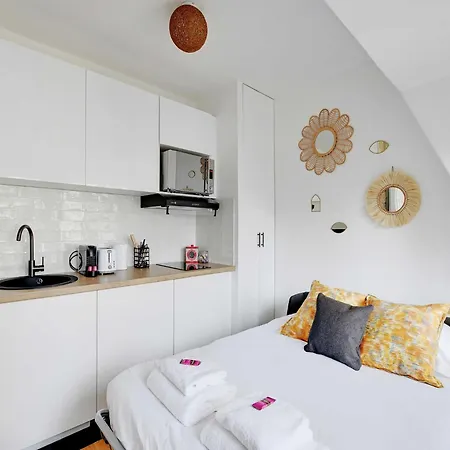 Charming - Raynouard Tour Eiffel - Bail Mobilite * Parijs