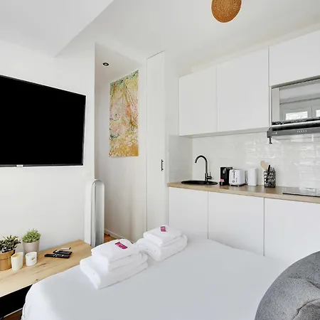 Charming - Raynouard Tour Eiffel - Bail Mobilite * Parijs