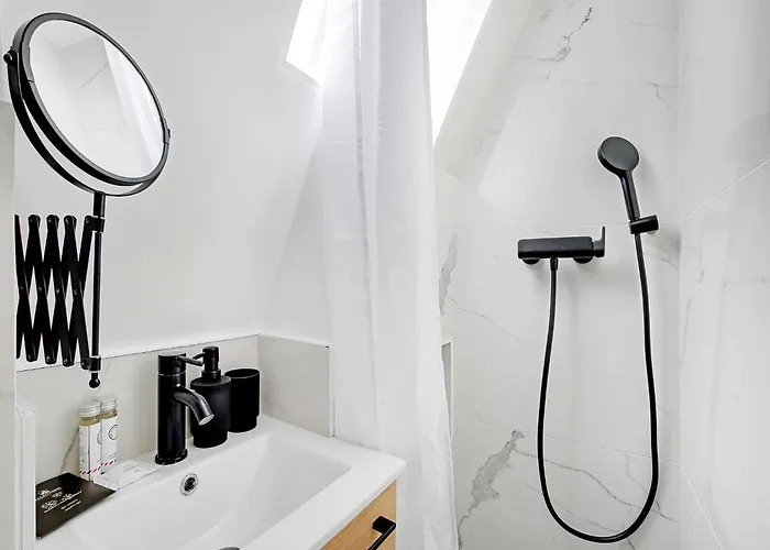 Charming - Raynouard Tour Eiffel - Bail Mobilite Vakantiehuis Parijs