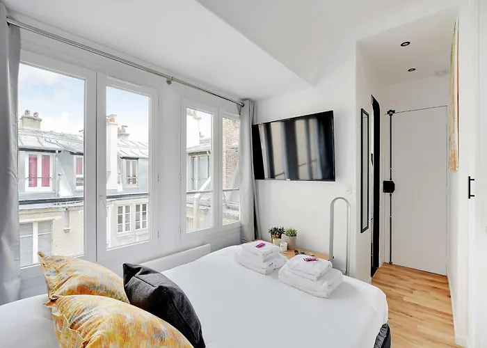 Charming - Raynouard Tour Eiffel - Bail Mobilite * Parijs